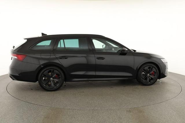 Skoda Octavia Combi 2.0 TSI 195 kW RS DSG, AreaView, Pano, AHK, Navi, Matrix, Side, Winter 