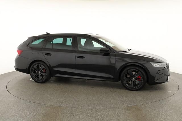 Skoda Octavia Combi 2.0 TSI 195 kW RS DSG, AreaView, Pano, AHK, Navi, Matrix, Side, Winter 