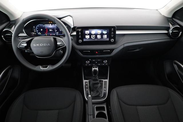 Skoda Fabia Selection 1.0 TSI DSG Selection, LED, Kamera, Side, ACC, Winter, Ladeboden, sofort 