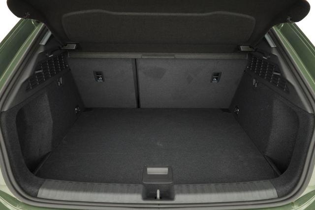 Audi A3 Sportback TFSI 110 kW S line 35 S-tronic S-LINE, AHK, Matrix, Navi, el. Klappe, Kamera, Winter, 3 J.-Garantie 