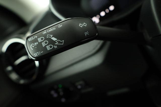 Skoda Fabia Selection 1.0 TSI Selection, Ladeboden, Park, Winterpaket, SmartLink, 4 J.-Garantie 