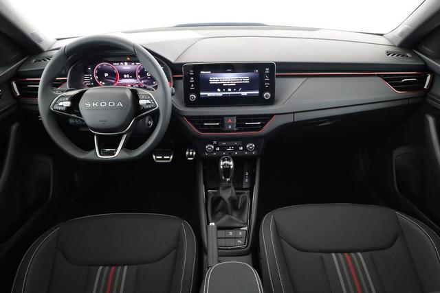Skoda Kamiq Monte Carlo 1.5 TSI DSG Carlo, Pano, AHK, Matrix, Side, Kamera, Winter, 5 J.-Garantie 