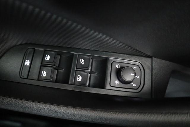 Skoda Kamiq Monte Carlo 1.5 TSI DSG Carlo, Pano, AHK, Matrix, Side, Kamera, Winter, 5 J.-Garantie 