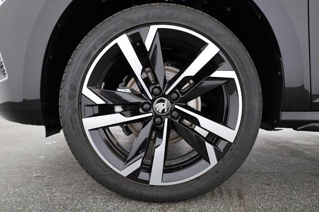 Skoda Kamiq Monte Carlo 1.5 TSI DSG Carlo, Pano, AHK, Matrix, Side, Kamera, Winter, 5 J.-Garantie 