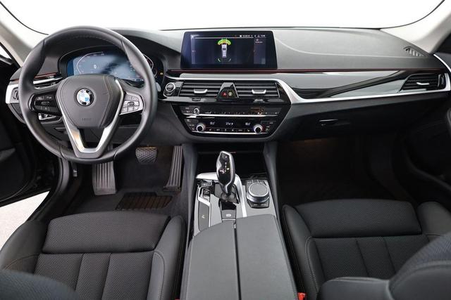 BMW 5er Touring 520 i Sport Line 520i Line, Navi, el. Klappe, Shadow, Sitzheizung 