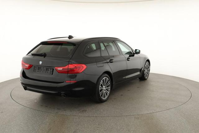BMW 5er Touring 520 i Sport Line 520i Line, Navi, el. Klappe, Shadow, Sitzheizung 