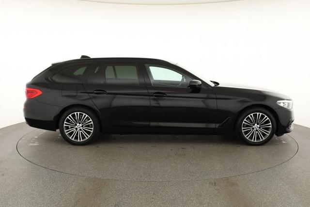 BMW 5er Touring 520 i Sport Line 520i Line, Navi, el. Klappe, Shadow, Sitzheizung 