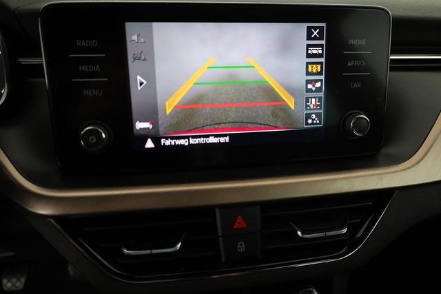 Skoda Kamiq Style 1.0 TSI Style, LED, Kamera, Winter, ACC, 17-Zoll 
