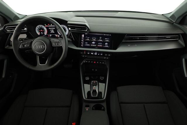 Audi A3 Sportback TFSI 110 kW S line 35 S-tronic S-LINE, AHK, Matrix, Navi, el. Klappe, Kamera, Winter, 3 J.-Garantie 