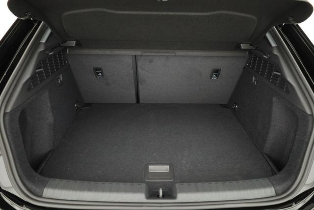 Audi A3 Sportback TFSI 110 kW S line 35 S-tronic S-LINE, AHK, Matrix, Navi, el. Klappe, Kamera, Winter, 3 J.-Garantie 