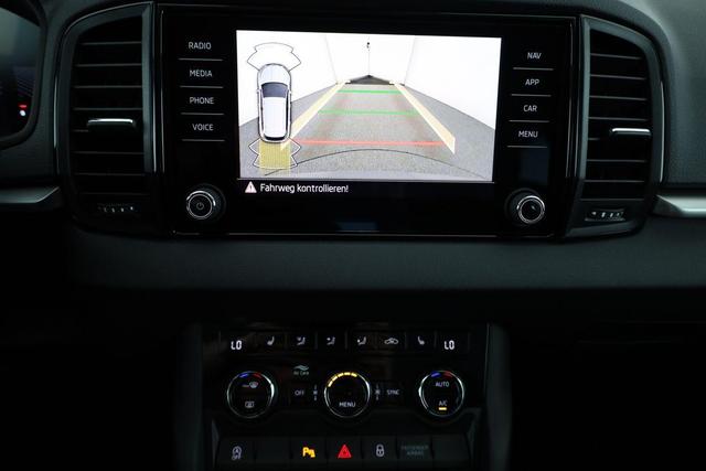 Skoda Karoq Selection 4x4 2.0 TDI DSG Selection, AHK, LED, Kamera, Winter, 4 J.-Garantie 