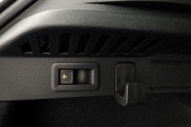 Skoda Kamiq Selection 1.0 TSI DSG Selection, AHK, LED, Kamera, Winter, 16-Zoll, 4 J.-Garantie 