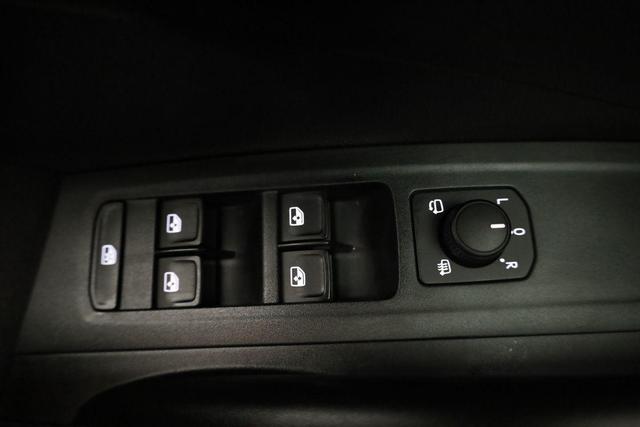 Skoda Fabia Selection 1.0 TSI DSG Selection, LED, Kamera, Side, ACC, Winter, Ladeboden, sofort 