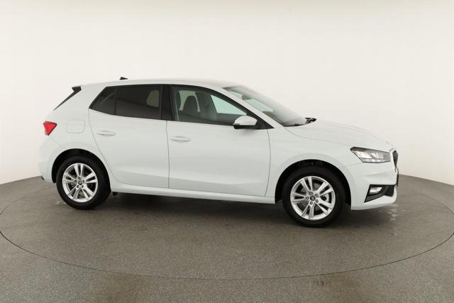 Skoda Fabia Selection 1.0 TSI DSG Selection, LED, Kamera, Side, ACC, Winter, Ladeboden, sofort 