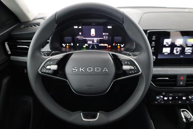 Skoda Kamiq Selection 1.5 TSI DSG Selection, LED, Kamera, Winter, Ladeboden, 16-Zoll, 4 J.-Garantie 