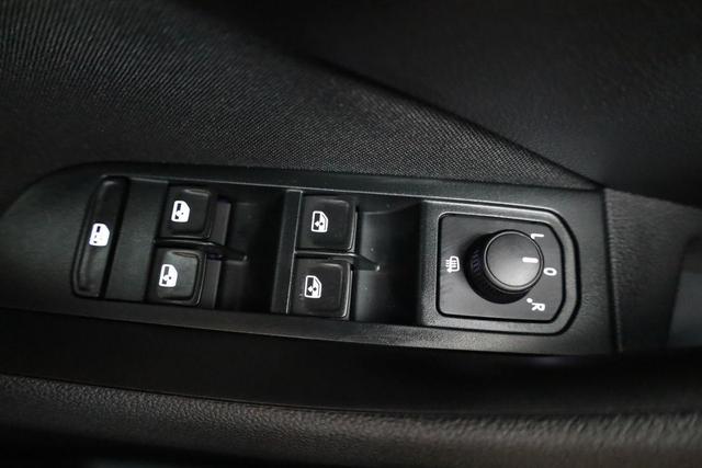 Skoda Kamiq Selection 1.5 TSI DSG Selection, LED, Kamera, Winter, Ladeboden, 16-Zoll, 4 J.-Garantie 
