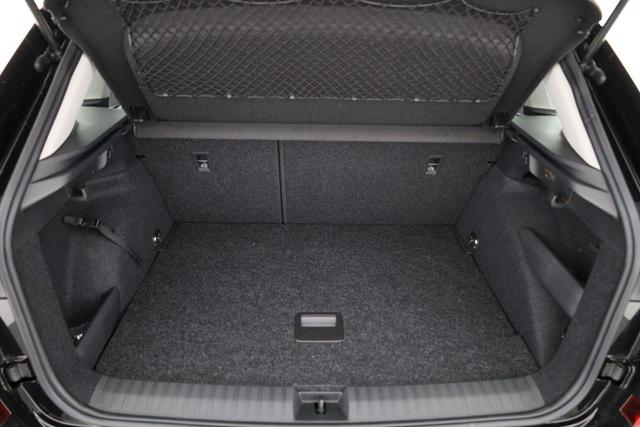 Skoda Kamiq Selection 1.5 TSI DSG Selection, LED, Kamera, Winter, Ladeboden, 16-Zoll, 4 J.-Garantie 