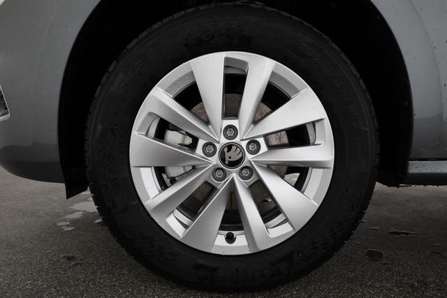 Skoda Kamiq Selection 1.5 TSI DSG Selection, AHK, LED, Kamera, Winter, Ladeboden, 16-Zoll, 4 J.-Garantie 