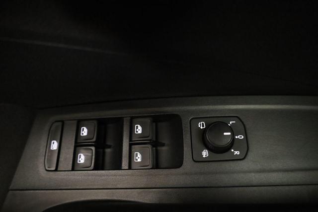 Skoda Fabia Selection 1.0 TSI DSG Selection, LED, Kamera, Side, ACC, Winter, Ladeboden, sofort 