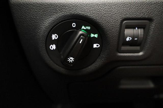 Skoda Fabia Selection 1.0 TSI DSG Selection, LED, Kamera, Side, ACC, Winter, Ladeboden, sofort 