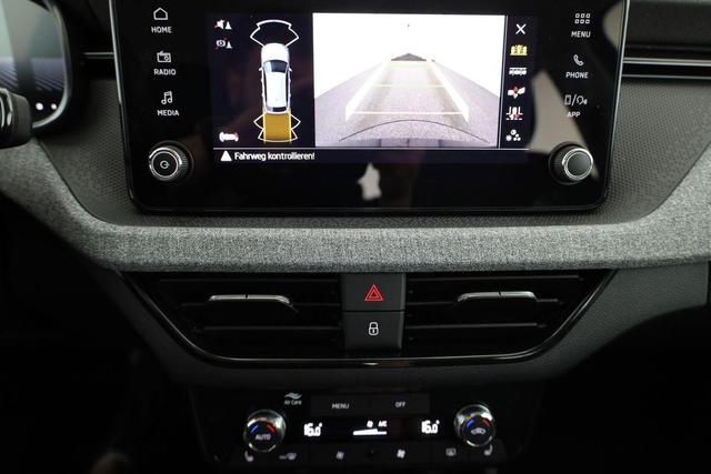 Skoda Kamiq Selection 1.5 TSI DSG Selection, LED, Kamera, Ladeboden, Winter, 16-Zoll 