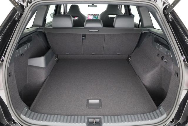 Skoda Kodiaq 2.0 TDI 142 kW 4x4 Sportline DSG Sportline, Pano, AHK, Navi, Matrix, el. Klappe, Side, Winter, 19-Zoll 