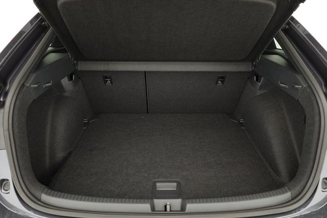 Volkswagen Taigo R-Line 1.5 TSI DSG R-Line, Navi, AHK, Matrix, Kamera, ACC, Winter, 4 J.-Garantie 