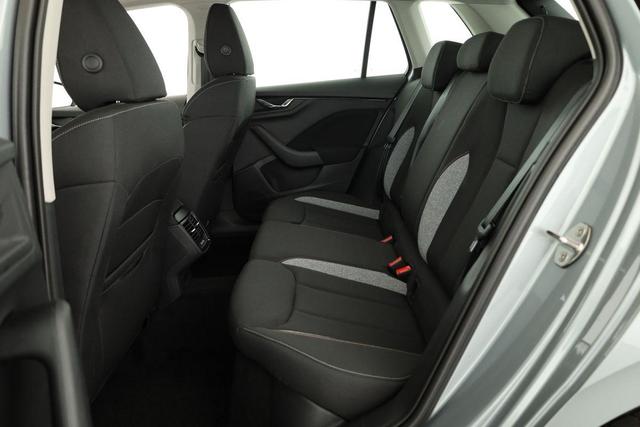 Skoda Kamiq Selection 1.5 TSI DSG Selection, AHK, LED, Kamera, Ladeboden, Winter, 16-Zoll 