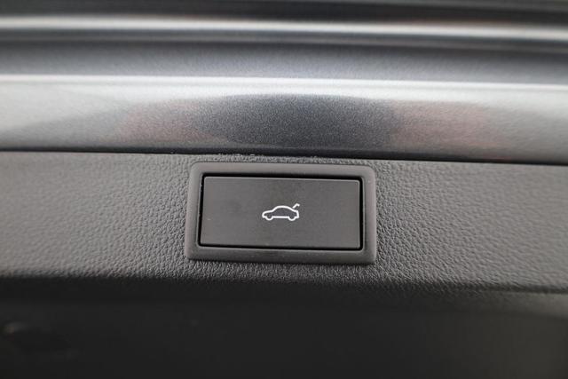 Skoda Octavia Combi 1.5 TSI mHEV 110 kW Selection DSG Selection, AHK, Navi, FS-beheizbar, Side, Winter, 17-Zoll 