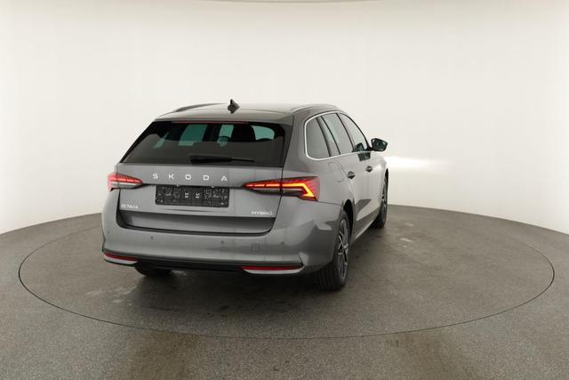 Skoda Octavia Combi 1.5 TSI mHEV 110 kW Selection DSG Selection, AHK, Navi, FS-beheizbar, Side, Winter, 17-Zoll 