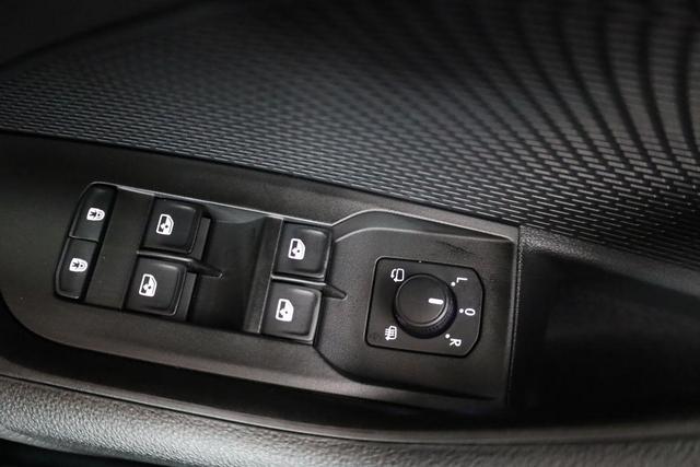 Skoda Octavia Combi 1.5 TSI mHEV 110 kW Selection DSG Selection, AHK, Navi, FS-beheizbar, Side, Winter, 17-Zoll 