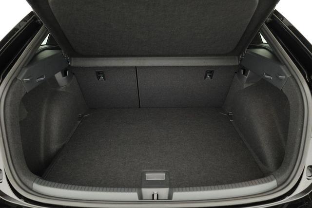Volkswagen Taigo R-Line 1.5 TSI DSG R-Line, Pano. Navi, AHK, Matrix, Kamera, ACC, Winter, 4 J.-Garantie 