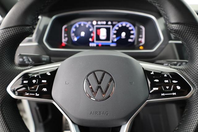 Volkswagen Tiguan Allspace R-Line 4Motion 2.0 TSI DSG 4M R-LINE, IQ.Light, AHK, Navi, Parklenk, ACC, 20-Zoll 