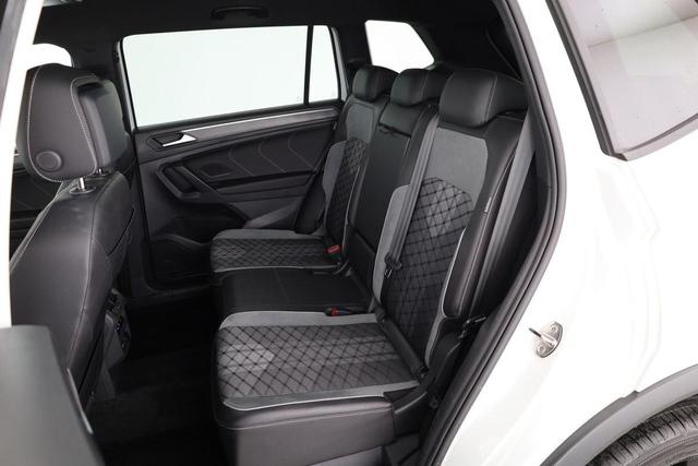 Volkswagen Tiguan Allspace R-Line 4Motion 2.0 TSI DSG 4M R-LINE, IQ.Light, AHK, Navi, Parklenk, ACC, 20-Zoll 