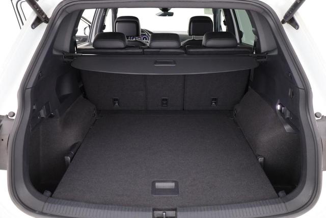 Volkswagen Tiguan Allspace R-Line 4Motion 2.0 TSI DSG 4M R-LINE, IQ.Light, AHK, Navi, Parklenk, ACC, 20-Zoll 
