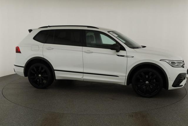 Volkswagen Tiguan Allspace R-Line 4Motion 2.0 TSI DSG 4M R-LINE, IQ.Light, AHK, Navi, Parklenk, ACC, 20-Zoll 