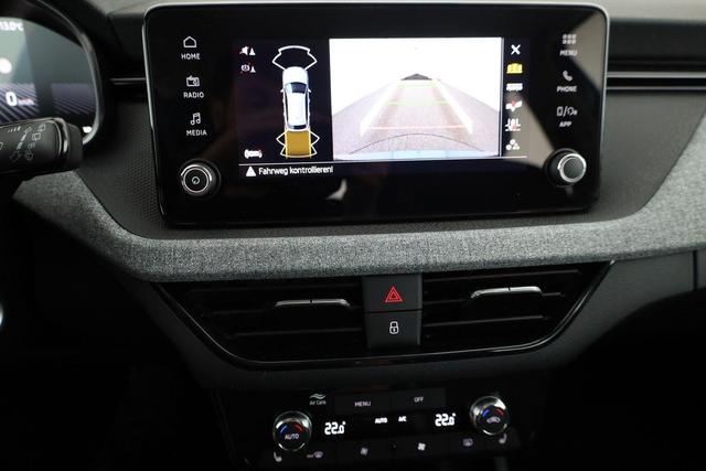 Skoda Kamiq Selection 1.5 TSI DSG Selection, AHK, LED, Kamera, Ladeboden, Winter, 16-Zoll 