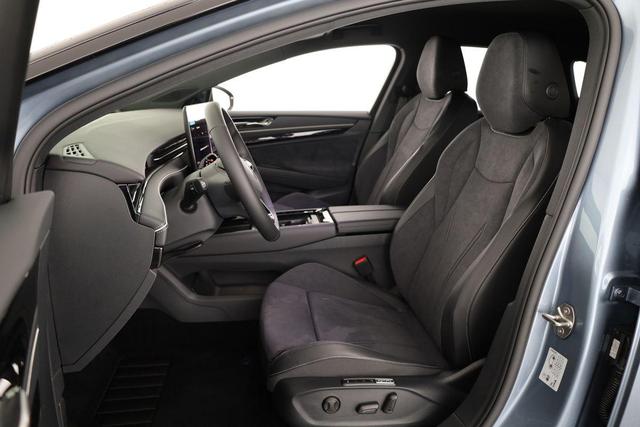 Volkswagen ID.7 Limousine Pro 210 kW Black, HuD, IQ.Light, IQ.Drive, AreaView, Side, Winter, 20-Zoll 