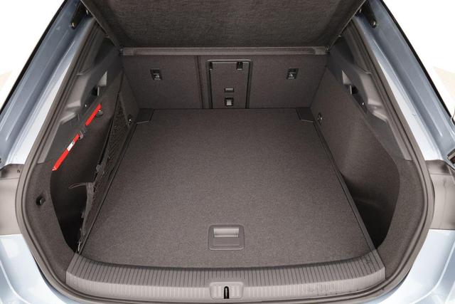 Volkswagen ID.7 Limousine Pro 210 kW Black, HuD, IQ.Light, IQ.Drive, AreaView, Side, Winter, 20-Zoll 