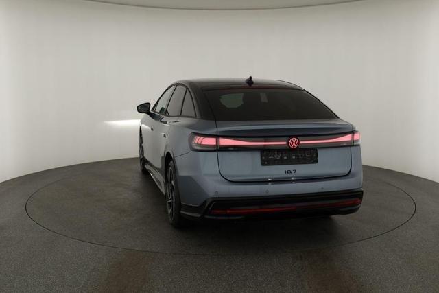 Volkswagen ID.7 Limousine Pro 210 kW Black, HuD, IQ.Light, IQ.Drive, AreaView, Side, Winter, 20-Zoll 