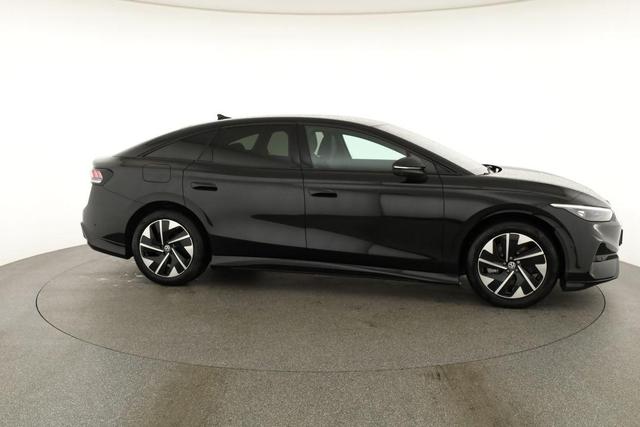Volkswagen ID.7 Limousine Pro 210 kW Black, AHK, HuD, IQ.Light, IQ.Drive, AreaView, Side, Winter, 19-Zoll 