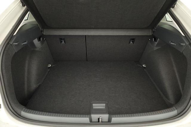 Volkswagen Taigo LIFE 1.5 TSI DSG Life, AHK, LED, Kamera, ACC, Winter, 17-Zoll 