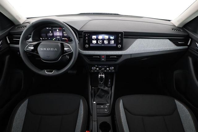 Skoda Kamiq Selection 1.5 TSI DSG Selection, AHK, LED, Kamera, Ladeboden, Winter, 16-Zoll 