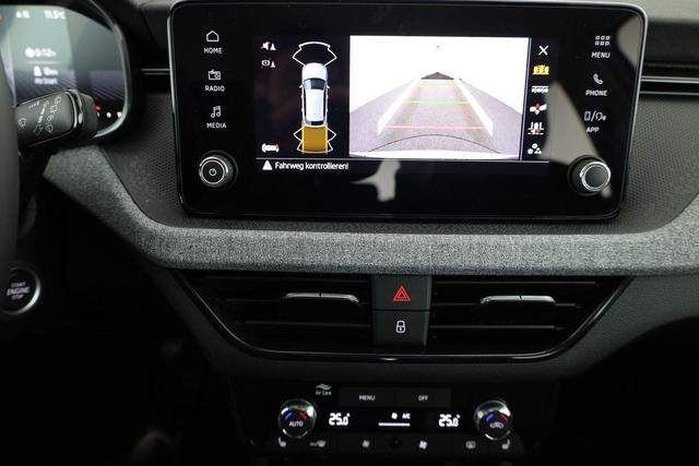 Skoda Kamiq Selection 1.5 TSI DSG Selection, AHK, LED, Kamera, Ladeboden, Winter, 16-Zoll 
