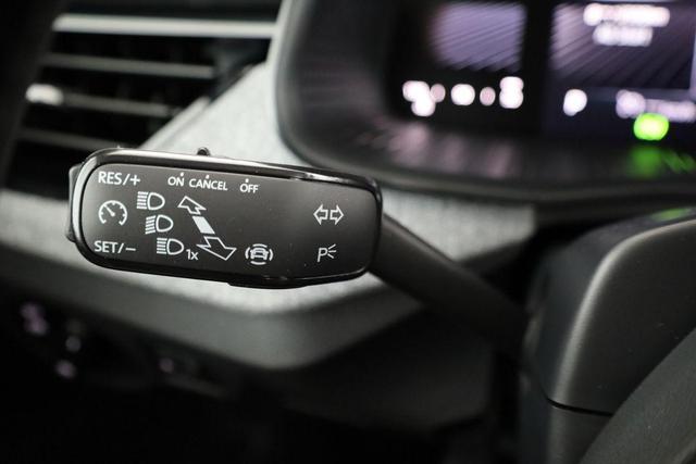 Skoda Kamiq Selection 1.0 TSI DSG Selection, LED, Kamera, Winter, Ladeboden, 16-Zoll, 4.J-Garantie 