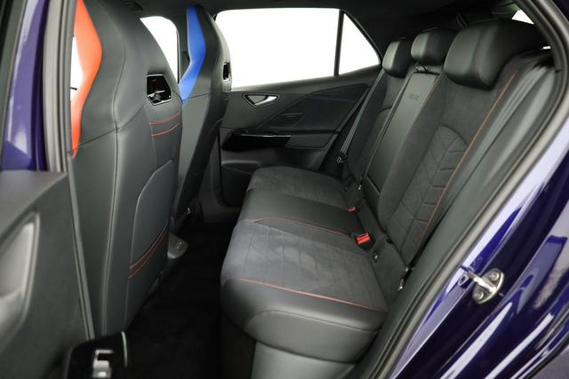 Volkswagen ID.3 GTX Performance 240 kW Fire+Ice kW, HuD, IQ.Drive, IQ.Light, H&K, W&Atilde;&curren;rmepumpe, 20-Zoll, 3 J.-Garantie 