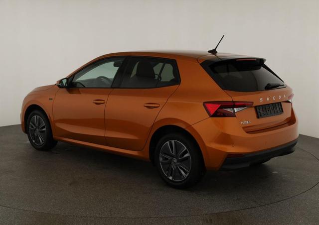 Skoda Fabia Tour 1.0 TSI DSG Tour, LED, Kamera, ACC, Winter, 1. Hand 