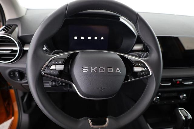 Skoda Fabia Tour 1.0 TSI DSG Tour, LED, Kamera, ACC, Winter, 1. Hand 