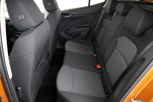 Skoda Fabia Tour 1.0 TSI DSG Tour, LED, Kamera, ACC, Winter, 1. Hand 