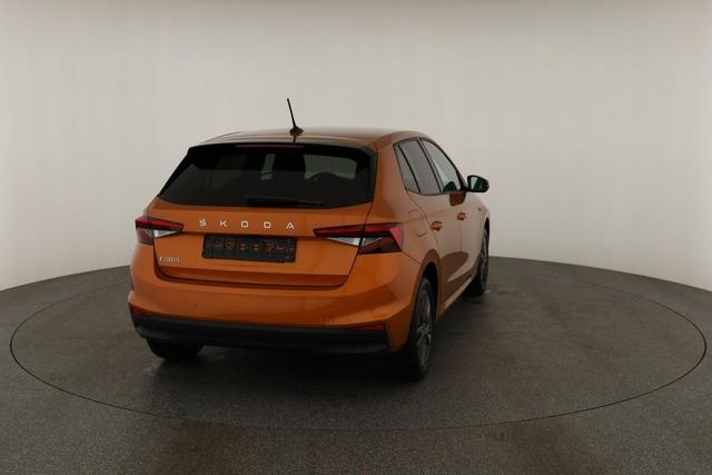 Skoda Fabia Tour 1.0 TSI DSG Tour, LED, Kamera, ACC, Winter, 1. Hand 